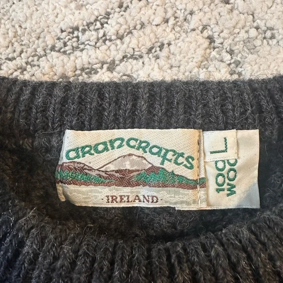 Men's Classic Cable Aran Irish Fisherman Knit Sweater - charcoal - Picture 4 of 7